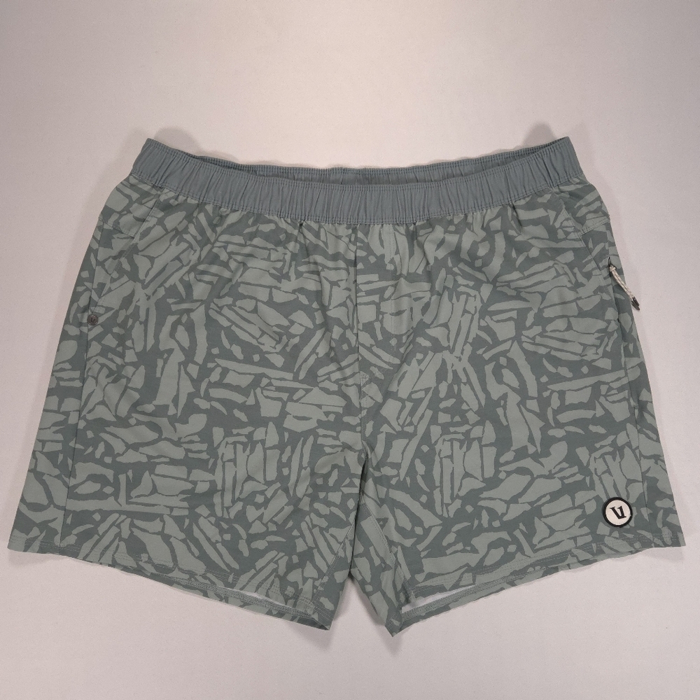 Vuori Cape Shorts Mens XXL Green  Performance Gym Hiking Stretch Travel EUC!